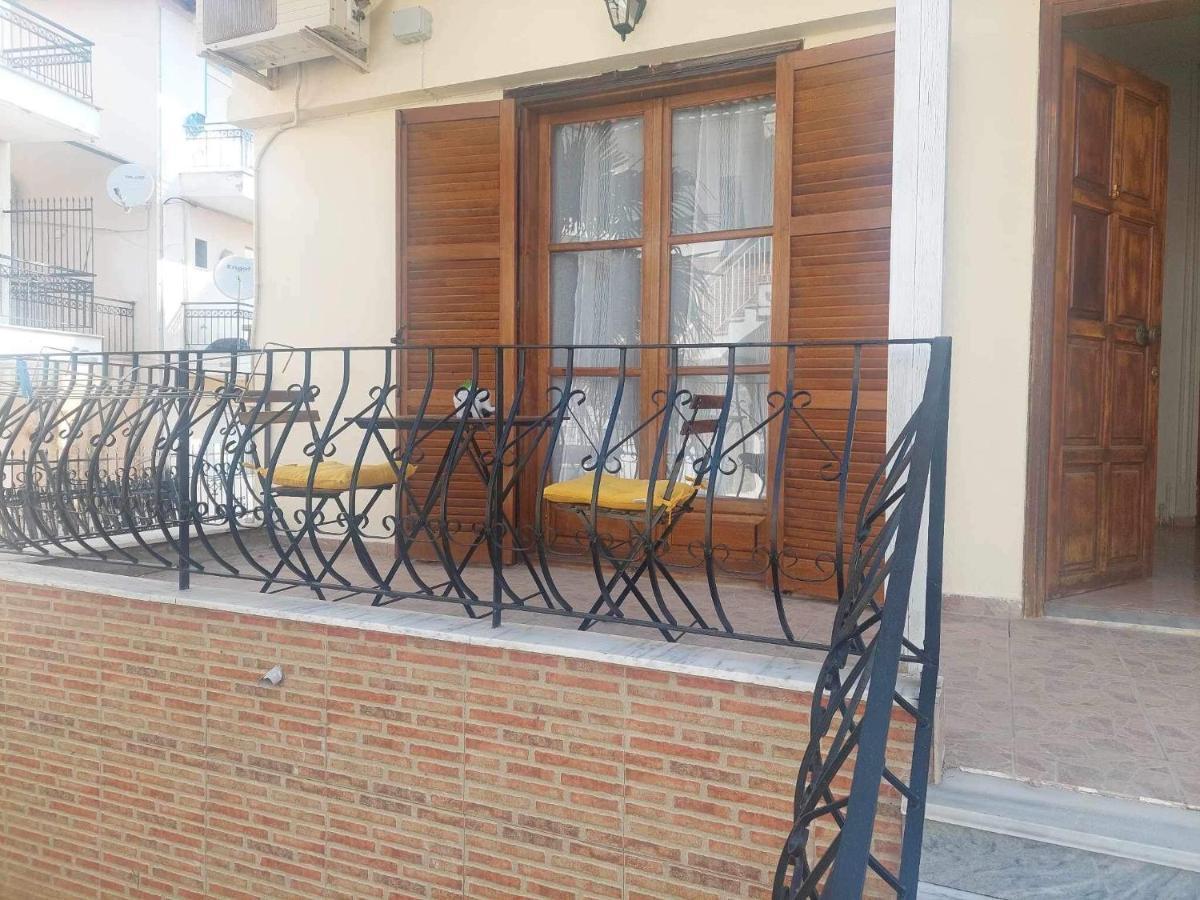 بيفكوهوري Greek Holiday المظهر الخارجي الصورة